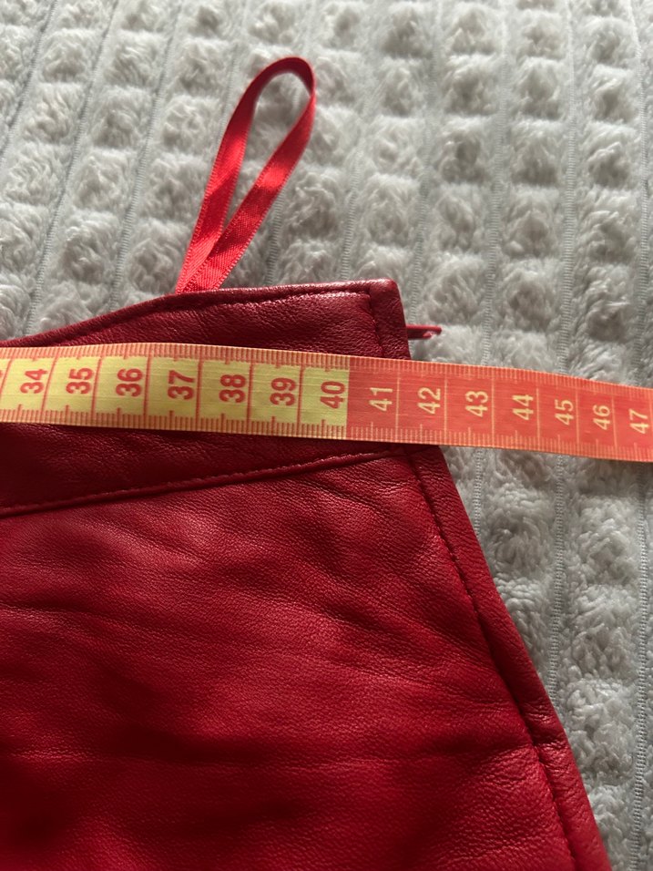 Kırmızı deri etek - Görsel 4