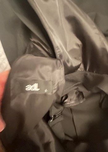 Siyah Süet Midi V Yaka İnce Askılı Elbise - Görsel 4