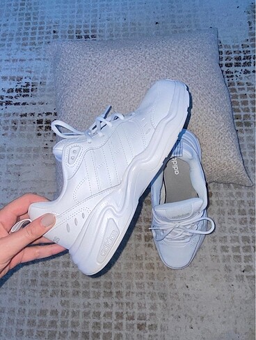 Adidas sneaker