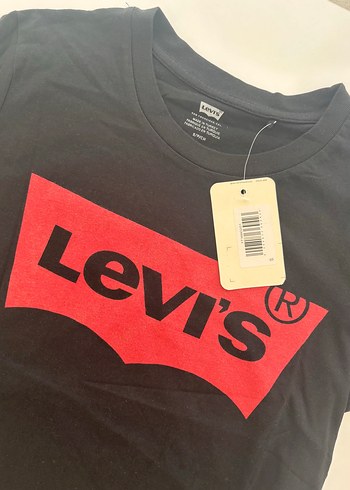 Levis Levi S Siyah Kirmizi Logo Tisort