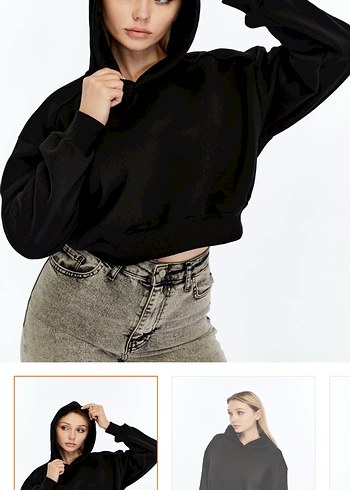 Siyah Kapüşonlu Kısa Sweatshirt