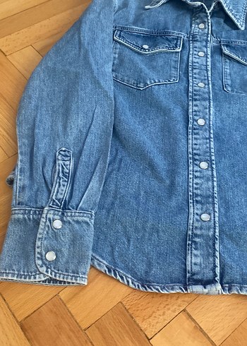 Mango Mavi Denim Düğmeli Salaş Gömlek Mango marka S beden