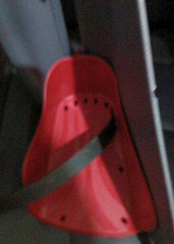 Kırmızı Çocuk Oto Koltuğu - Görsel 4