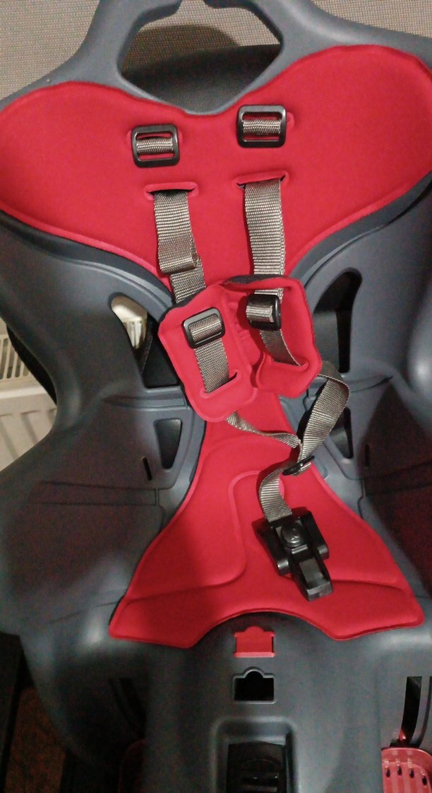 Kırmızı Çocuk Oto Koltuğu - Görsel 2