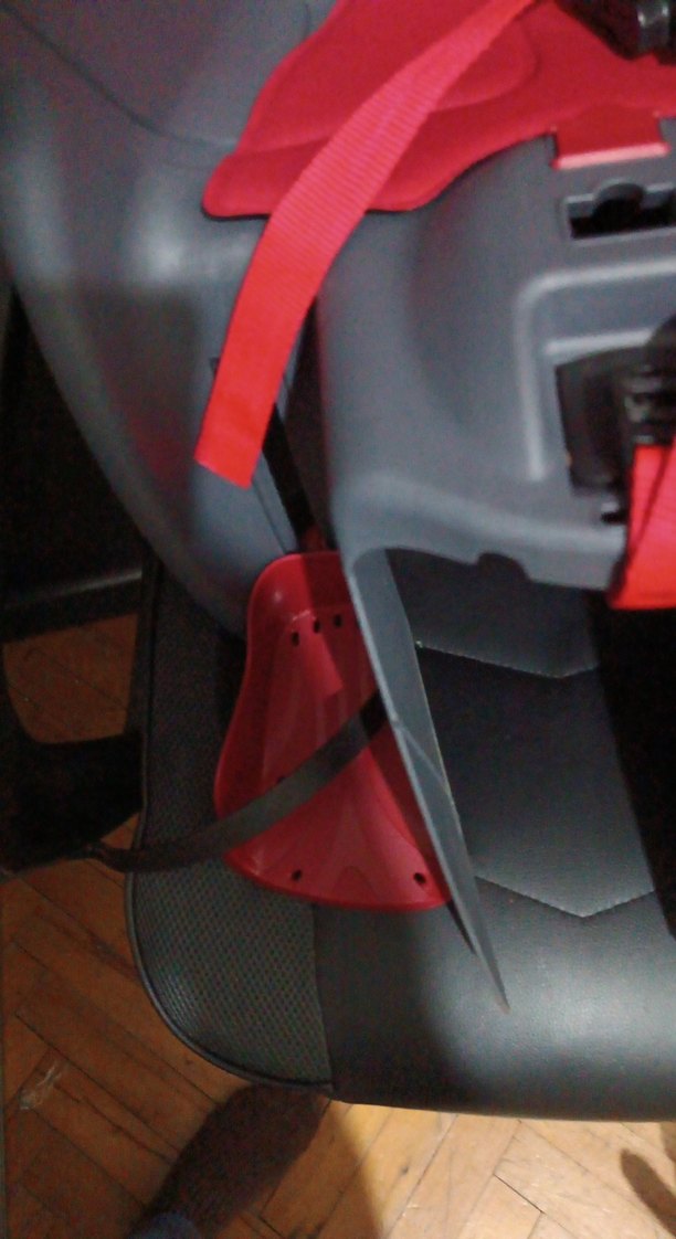 Kırmızı Çocuk Oto Koltuğu - Görsel 3