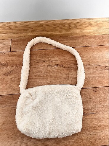 Peluş çanta