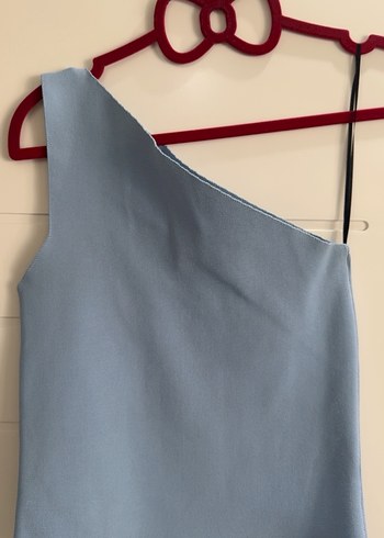 Mavi Asimetrik Tek Omuz Mini Üst - Görsel 2