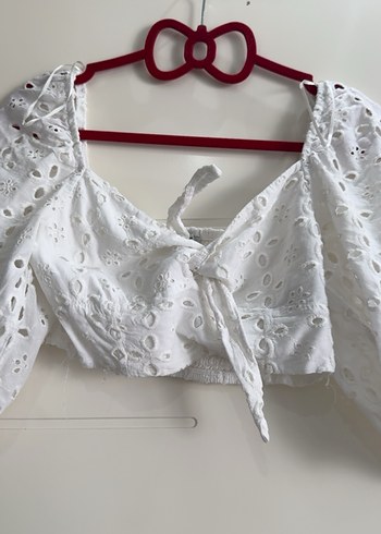 Dantel Detaylı Beyaz Mini Bluz - Görsel 2