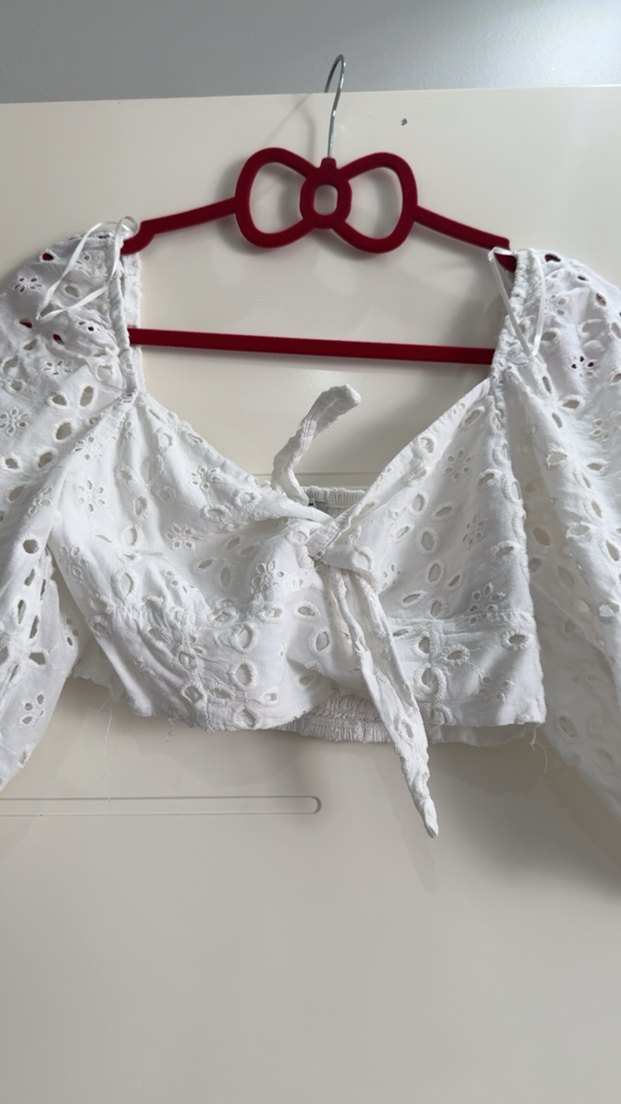 Dantel Detaylı Beyaz Mini Bluz - Görsel 2