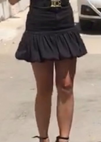 38 Beden Siyah Fırfırlı Mini Etek