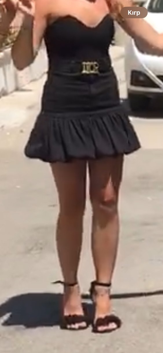 Siyah Fırfırlı Mini Etek - Görsel 3