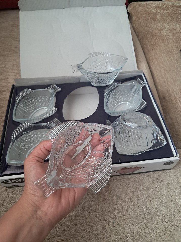 6'lı Gri Cam Balık Şekilli Tabak Seti - Görsel 3