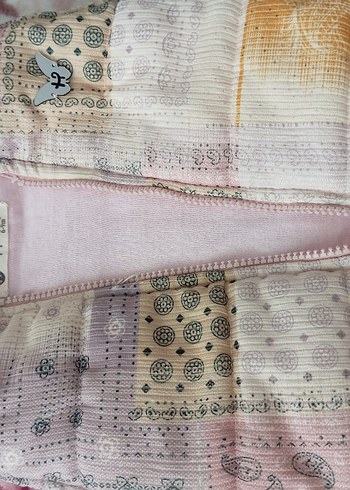 Kız Çocuk Kapüşonlu Örgü Desenli Yelek - Görsel 2