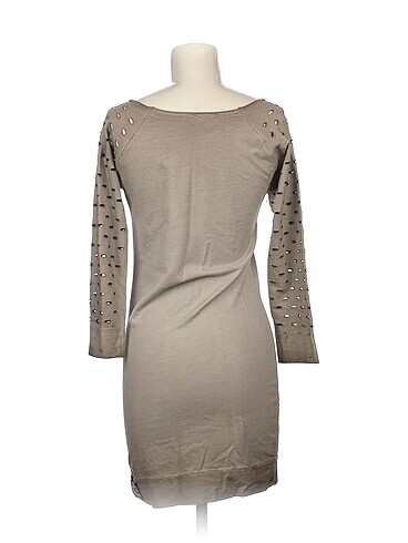 xs Beden PreLoved Kısa Elbise %70 İndirimli.