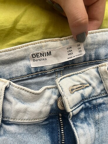 Bershka Bershka Uzun Şort