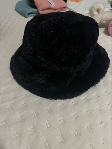 Siyah Şapka - Görsel 2