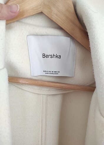 m Beden Bershka Kaban