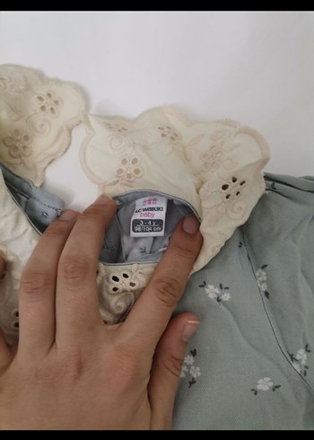 Uzun Kollu mint yeşilli Nakışlı Kız Elbisesi - Görsel 4