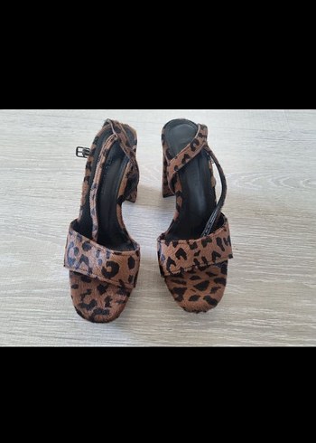 nur bilen Yavuzer beauty omelette leopar - Görsel 4