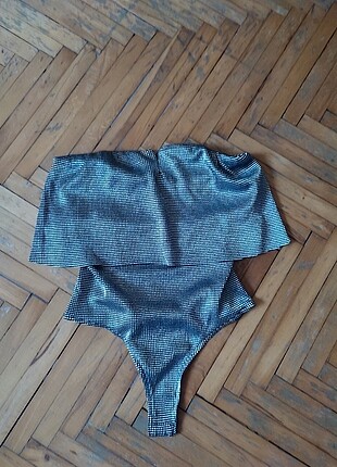 Bershka gumus rengi straplez body