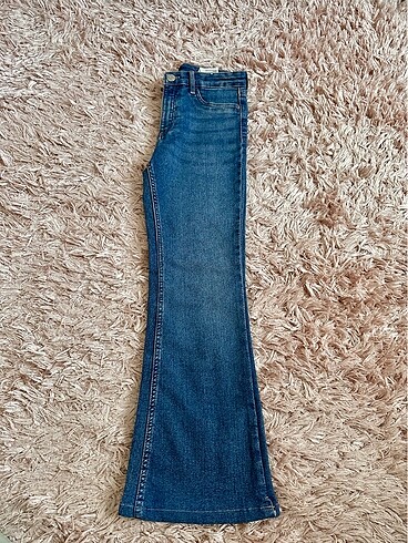 9 Yaş Beden H&M Kız Çocuk İspanyol Paça Kot Pantolon