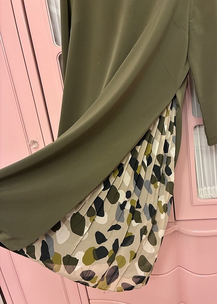 House of Camellia Haki Şık Elbise - Görsel 3