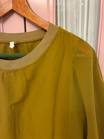 Yargıcı Haki Yarı Transparan Bluz - Görsel 3