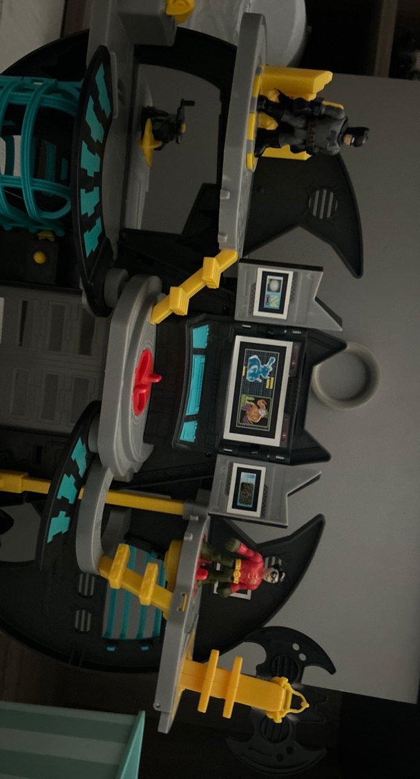 Koyu Gri Batman Oyun Seti Figürleriyle - Görsel 5