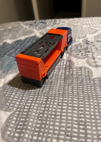 Küçük Hot wheels tır - Görsel 2