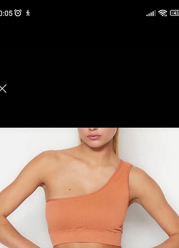 Tek omuz crop
