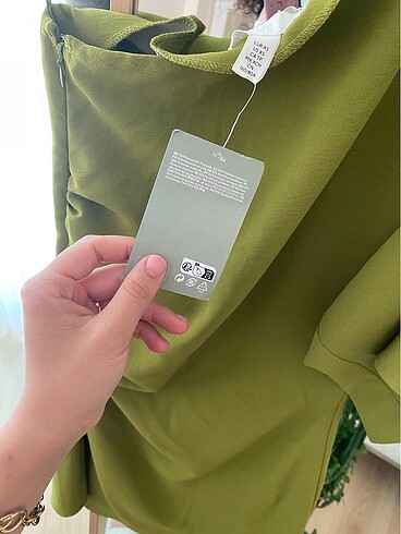 xs Beden H&M etiketli elbise