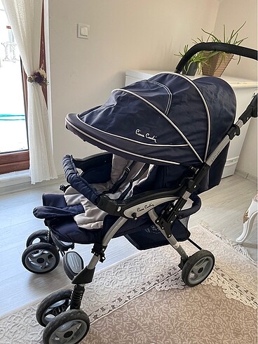 Pierre Cardin bebek arabası