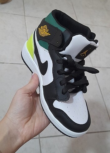 Nike Air Jordan çocuk ayakkabısı 