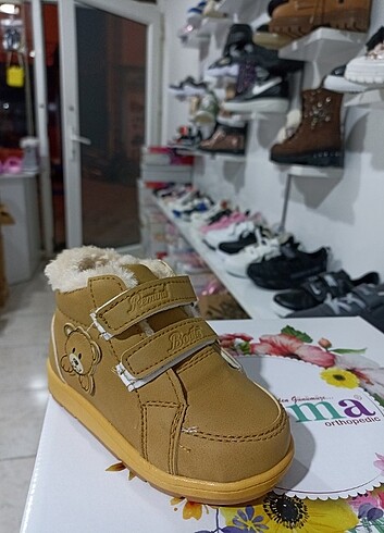 Bebek unisex bot