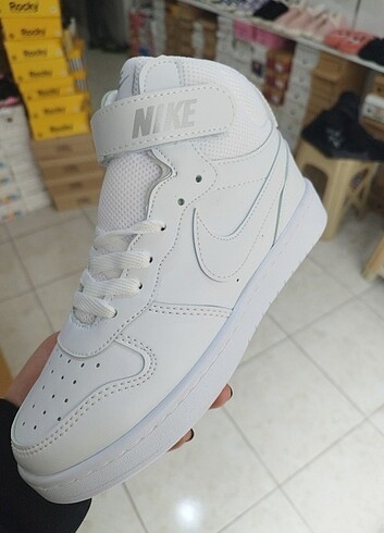 36 Beden Nike court borough spor ayakkabı