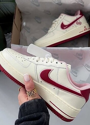 39 Beden Nike Air force valentine's spor ayakkabı