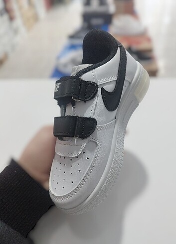 29 Beden Nike Air Force çocuk spor ayakkabı