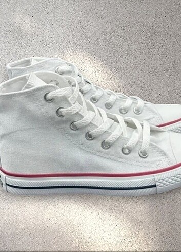 40 Beden Converse unisex spor ayakkabı