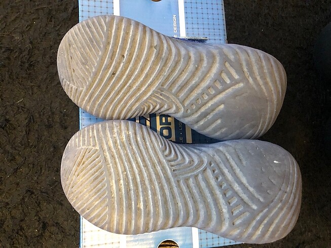 Çocuk spor ayakkabı 27 numara - Görsel 2