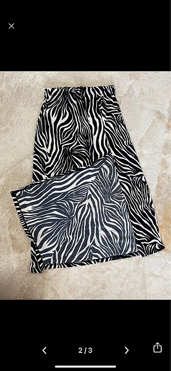 Diğer Yırtmaçlı zebra etek