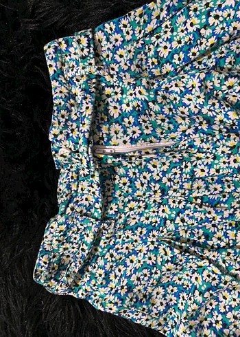 Çiçek Desenli Mini Şort Etek - Görsel 5