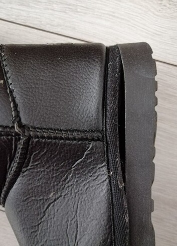 36 Beden Ugg bot