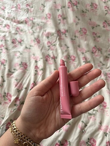  Beden RHODE GLOSS