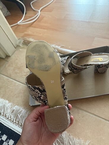 BAMBİ TOPUKLU TERLİK - Görsel 2