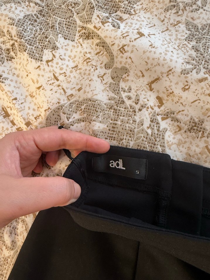 Siyah Drapeli Kadın Midi Kalem Etek - Görsel 3