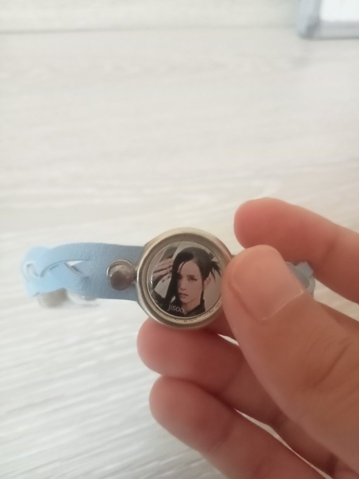 BLACKPİNK Jisoo bileklik - Görsel 2