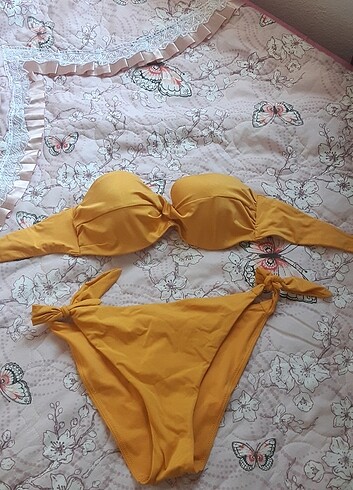 38 Beden altın Renk Bikini Takimi