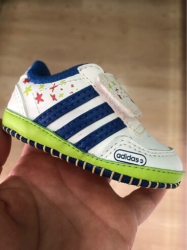 16 Beden Erkek bebek Adidas panduf ayakkabı