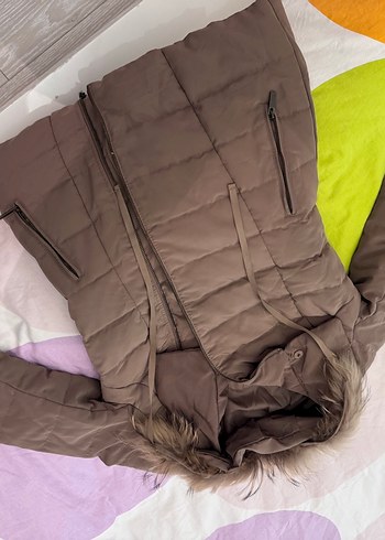 34 Beden Kadın Bej Kürklü Mont kaz tüyü