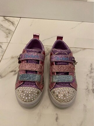 Skechers